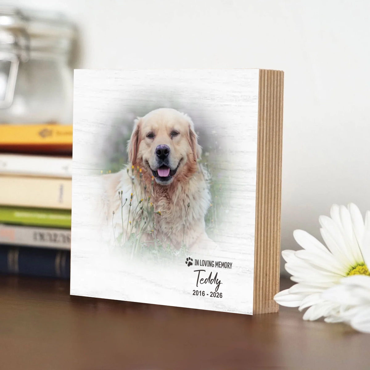 Mockup-Wooden-Photo-Block-5